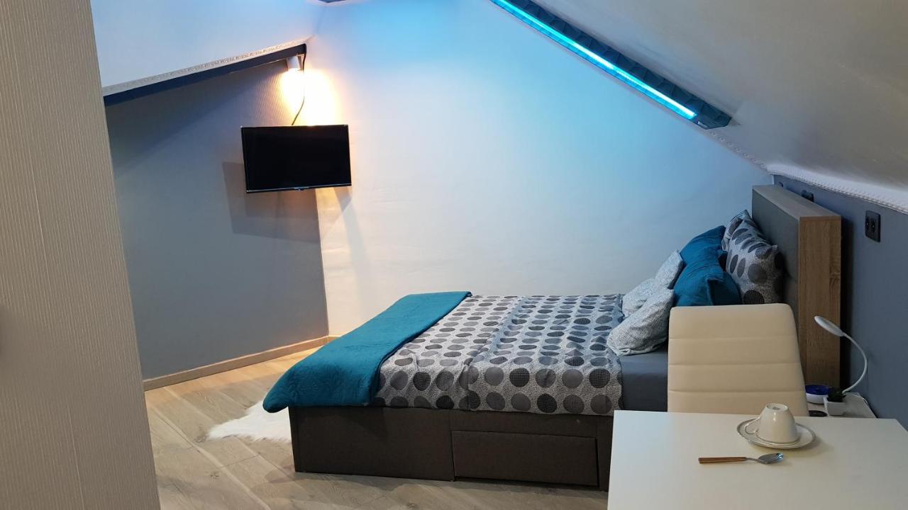 Le Petit Luxembourg Apartman Montignies-sur-Sambre Kültér fotó