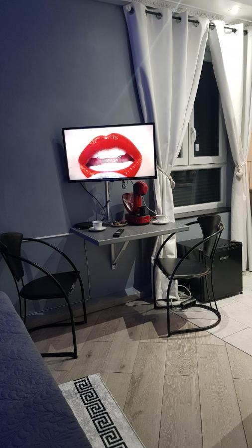 Le Petit Luxembourg Apartman Montignies-sur-Sambre Kültér fotó