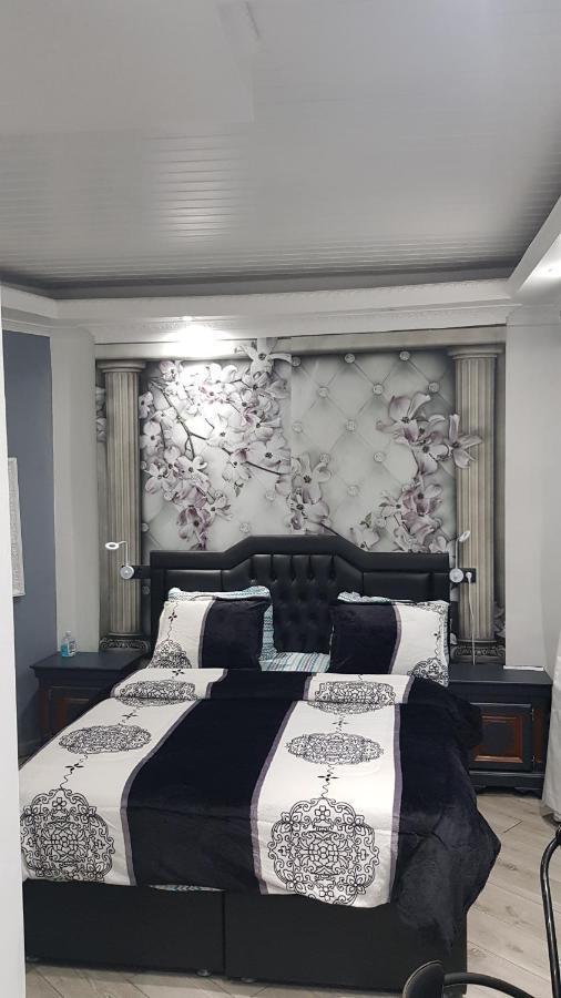 Le Petit Luxembourg Apartman Montignies-sur-Sambre Kültér fotó